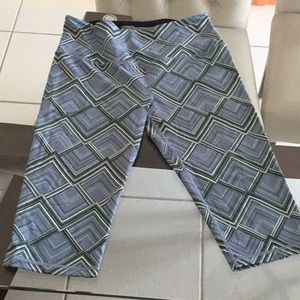 Victoria Secret- Knockout Victoria Sport Crop